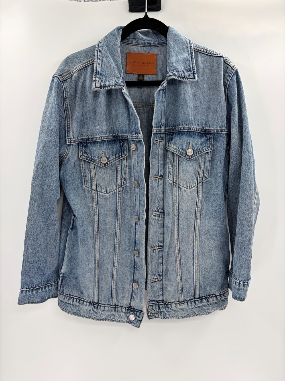 Lucky Brand Women's Boyfriend Trucker Denim Jeans Jacket Distressed Blue small